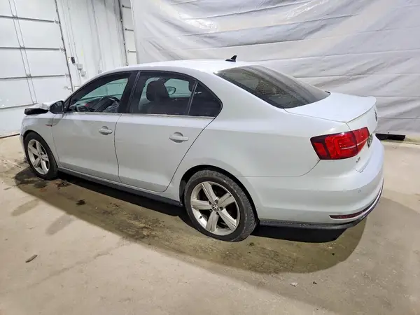 3VW5T7AJ8HM400505 2017 VOLKSWAGEN JETTA - Image 2