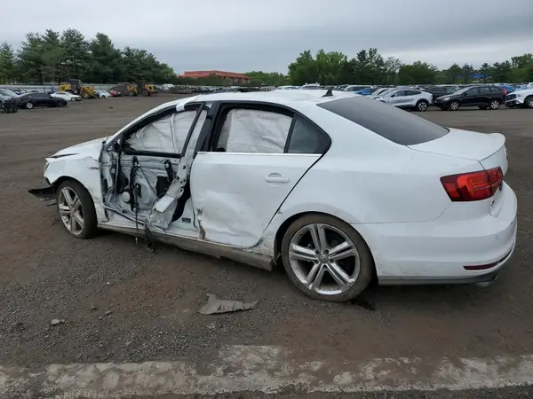 3VW5T7AJ9GM219783 2016 VOLKSWAGEN JETTA - Image 2