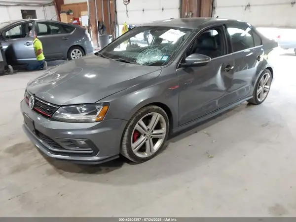 3VW5T7AJ9HM269536 2017 VOLKSWAGEN JETTA - Image 2