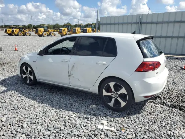 3VW5T7AU0HM031701 2017 VOLKSWAGEN GTI - Image 2