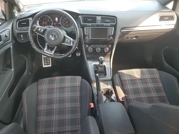 3VW5T7AU1GM011214 2016 VOLKSWAGEN GTI - Image 8