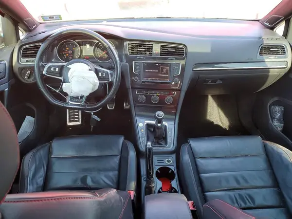 3VW5T7AU1GM016591 2016 VOLKSWAGEN GTI - Image 8