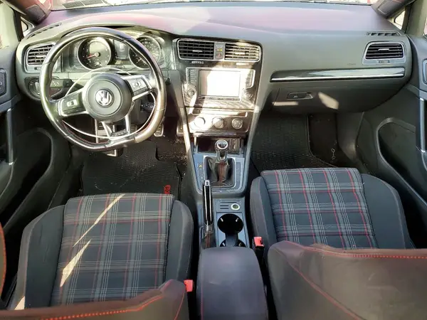 3VW5T7AU1GM069176 2016 VOLKSWAGEN GTI - Image 8
