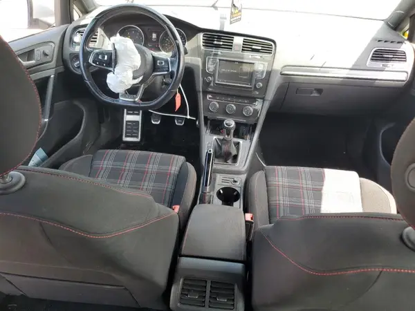 3VW5T7AU1HM033005 2017 VOLKSWAGEN GTI - Image 8