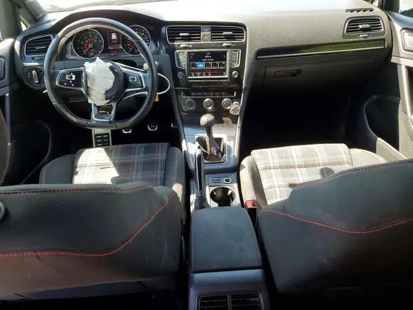 3VW5T7AU1HM033165 2017 VOLKSWAGEN GTI - Image 8