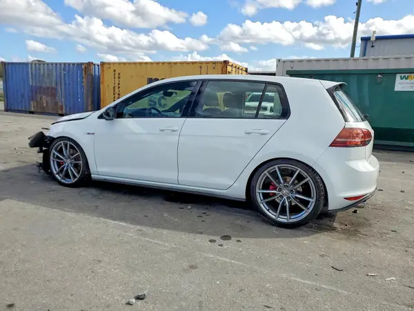 3VW5T7AU1HM049947 2017 VOLKSWAGEN GTI - Image 2