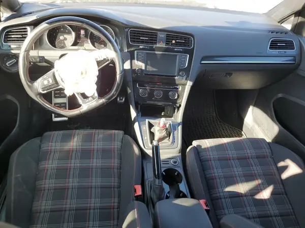 3VW5T7AU1HM061709 2017 VOLKSWAGEN GTI - Image 8