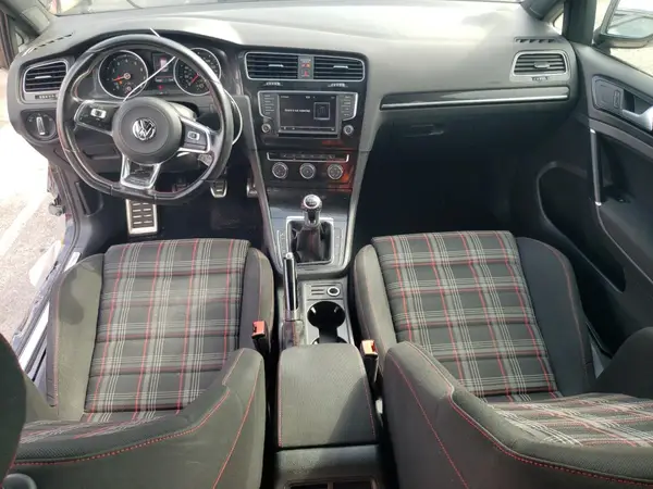3VW5T7AU1HM063265 2017 VOLKSWAGEN GTI - Image 8