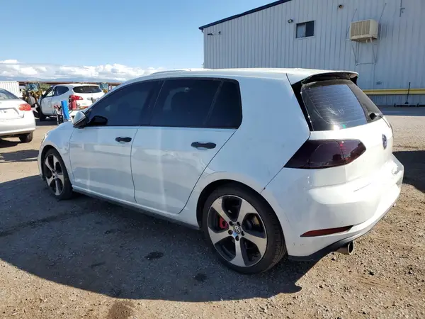 3VW5T7AU1KM024988 2019 VOLKSWAGEN GTI - Image 2