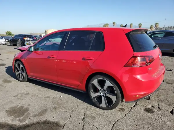 3VW5T7AU2HM020764 2017 VOLKSWAGEN GTI - Image 2