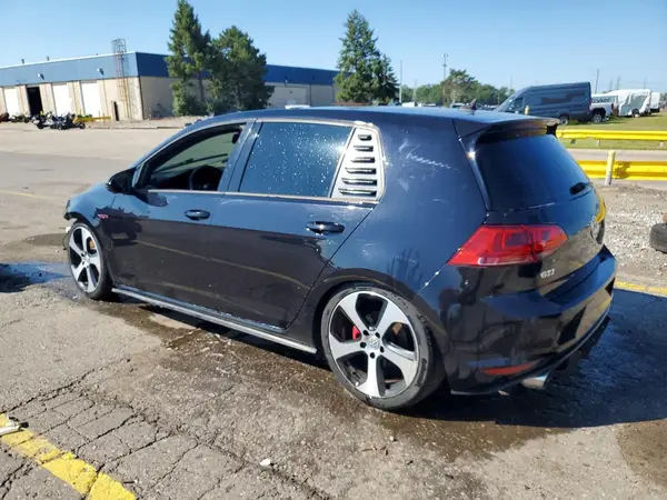 3VW5T7AU2HM029206 2017 VOLKSWAGEN GTI - Image 2