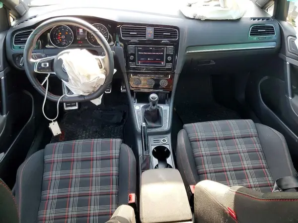 3VW5T7AU2KM005592 2019 VOLKSWAGEN GTI - Image 8