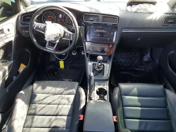 3VW5T7AU2LM002404 2020 VOLKSWAGEN GTI - Image 8