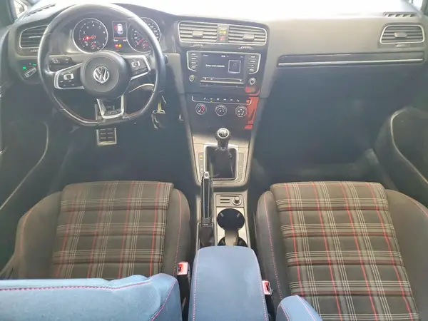 3VW5T7AU3HM014343 2017 VOLKSWAGEN GTI - Image 8