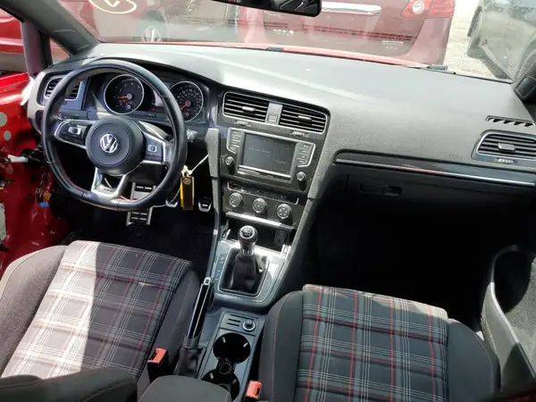 3VW5T7AU3HM047844 2017 VOLKSWAGEN GTI - Image 8