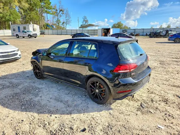 3VW5T7AU3KM005889 2019 VOLKSWAGEN GTI - Image 2
