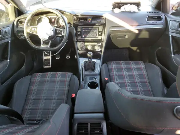 3VW5T7AU3KM017122 2019 VOLKSWAGEN GTI - Image 8