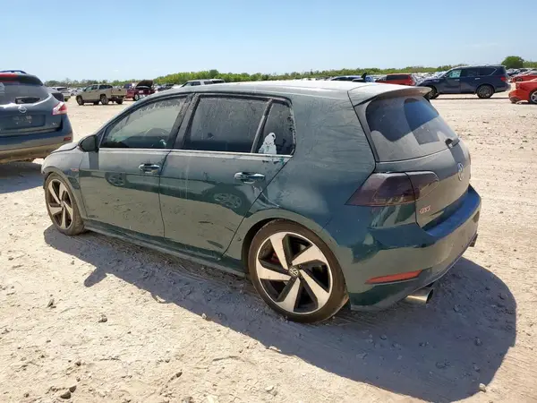 3VW5T7AU3KM024264 2019 VOLKSWAGEN GTI - Image 2