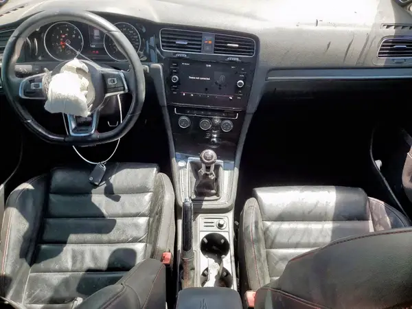 3VW5T7AU3KM024264 2019 VOLKSWAGEN GTI - Image 8
