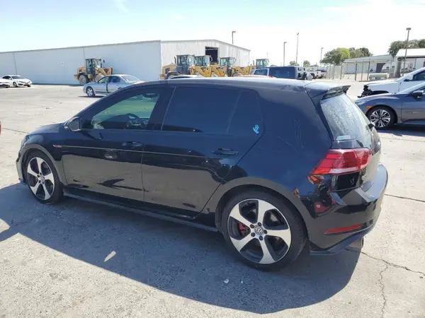3VW5T7AU3KM029478 2019 VOLKSWAGEN GTI - Image 2