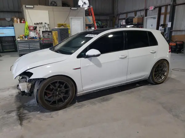 3VW5T7AU4GM006282 2016 VOLKSWAGEN GTI - Image 1