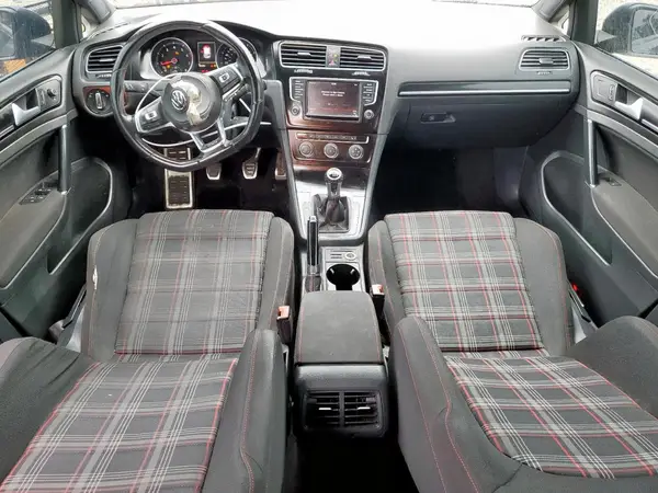 3VW5T7AU4GM028430 2016 VOLKSWAGEN GTI - Image 8
