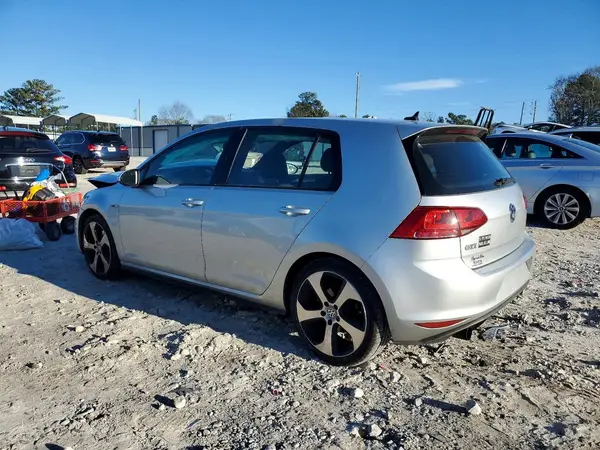 3VW5T7AU4HM071280 2017 VOLKSWAGEN GTI - Image 2