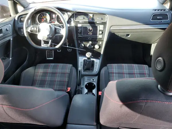 3VW5T7AU4MM001188 2021 VOLKSWAGEN GTI - Image 8