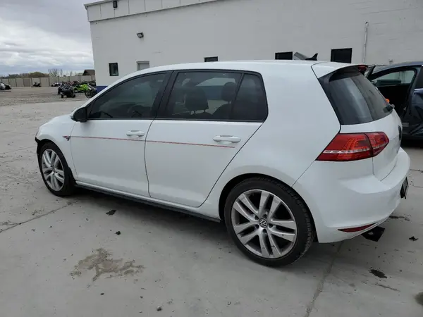 3VW5T7AU5GM044443 2016 VOLKSWAGEN GTI - Image 2