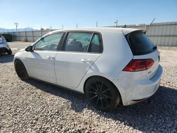 3VW5T7AU5GM046774 2016 VOLKSWAGEN GTI - Image 2