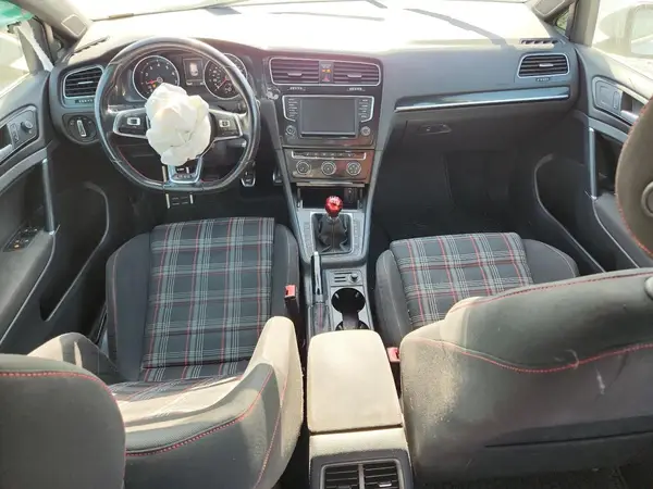 3VW5T7AU5GM046774 2016 VOLKSWAGEN GTI - Image 8