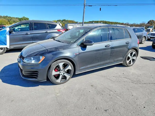 3VW5T7AU5HM059669 2017 VOLKSWAGEN GTI - Image 1