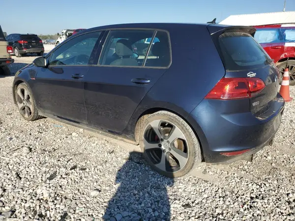 3VW5T7AU5HM067884 2017 VOLKSWAGEN GTI - Image 2