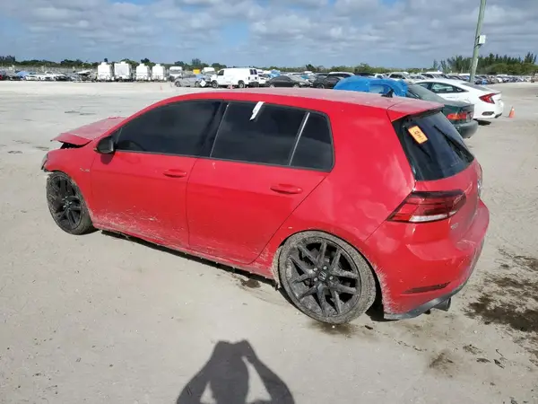 3VW5T7AU5KM010902 2019 VOLKSWAGEN GTI - Image 2