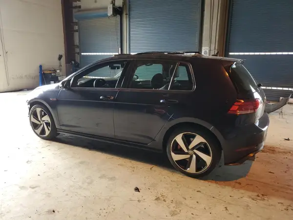 3VW5T7AU5KM032785 2019 VOLKSWAGEN GTI - Image 2