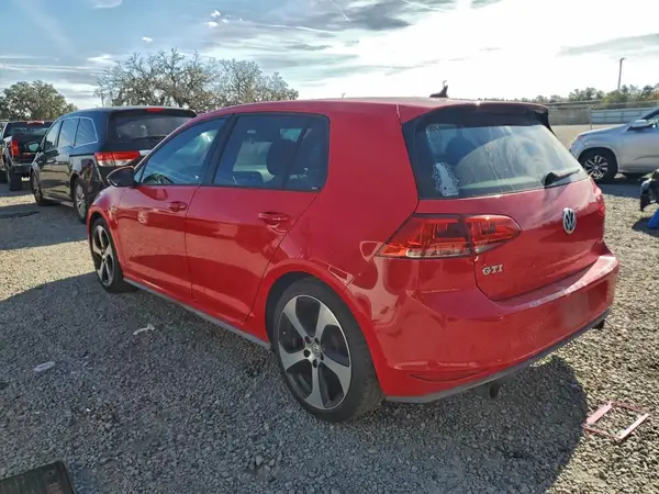 3VW5T7AU6GM024086 2016 VOLKSWAGEN GTI - Image 2