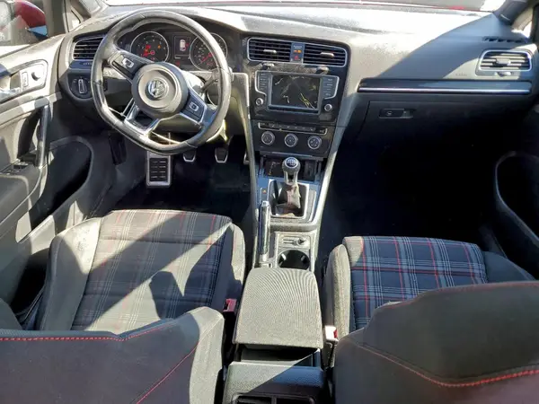 3VW5T7AU6GM024086 2016 VOLKSWAGEN GTI - Image 8