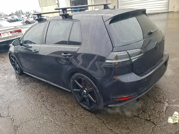 3VW5T7AU6GM051773 2016 VOLKSWAGEN GTI - Image 2