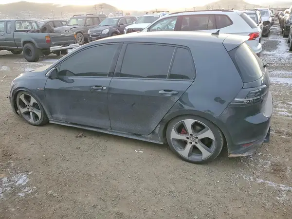 3VW5T7AU6GM059534 2016 VOLKSWAGEN GTI - Image 2