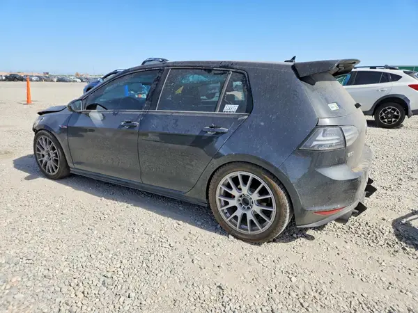 3VW5T7AU6GM061980 2016 VOLKSWAGEN GTI - Image 2