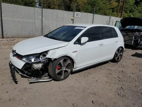 3VW5T7AU6HM037194 2017 VOLKSWAGEN GTI - Image 1