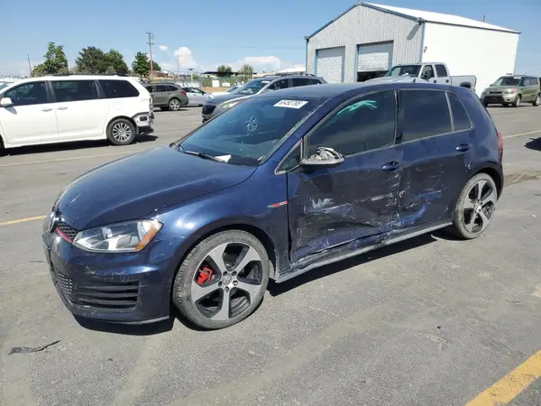 3VW5T7AU6HM073077 2017 VOLKSWAGEN GTI - Image 1