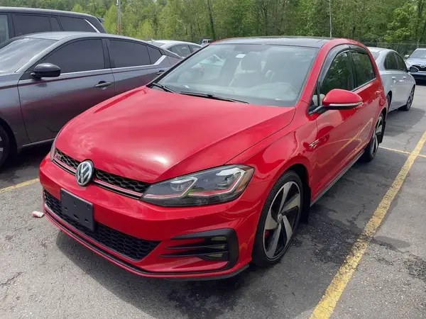 3VW5T7AU6KM002193 2019 VOLKSWAGEN GTI - Image 2