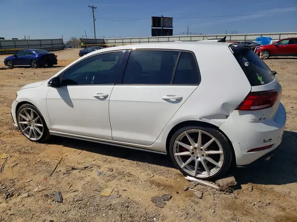 3VW5T7AU6MM007817 2021 VOLKSWAGEN GTI - Image 2