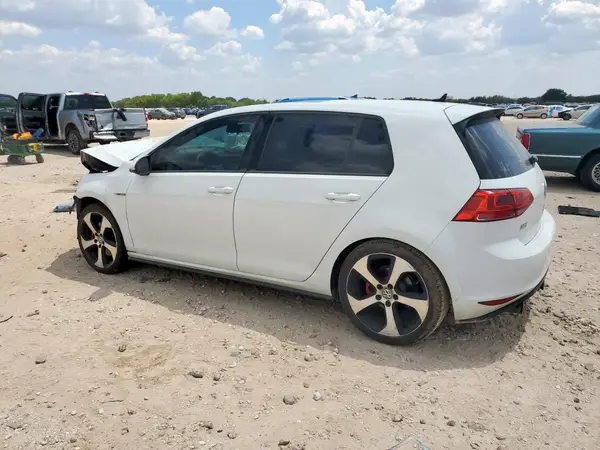 3VW5T7AU7GM067772 2016 VOLKSWAGEN GTI - Image 2