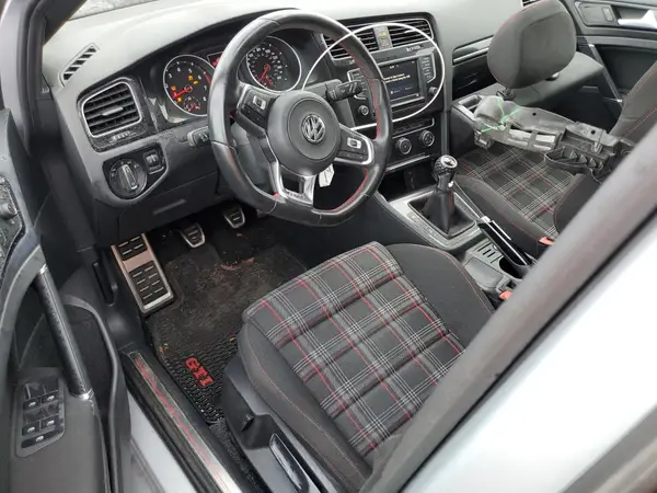 3VW5T7AU7HM060693 2017 VOLKSWAGEN GTI - Image 8