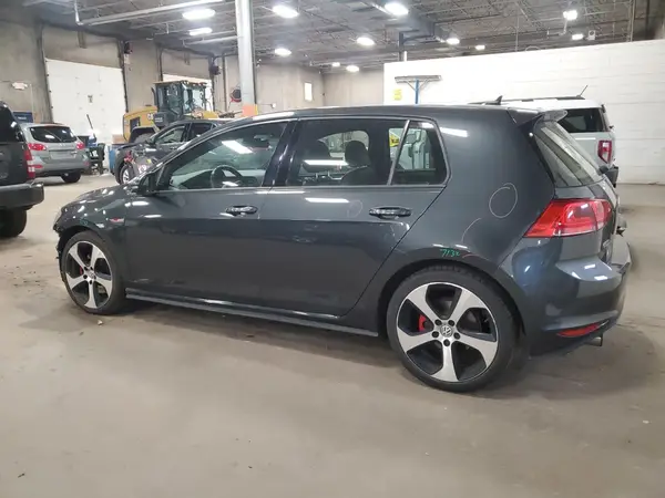 3VW5T7AU8GM040645 2016 VOLKSWAGEN GTI - Image 2
