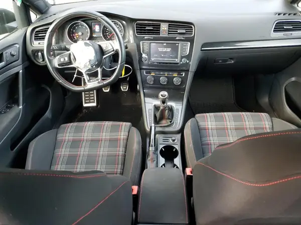 3VW5T7AU8GM061706 2016 VOLKSWAGEN GTI - Image 8