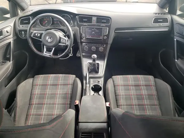 3VW5T7AU8HM040615 2017 VOLKSWAGEN GTI - Image 8