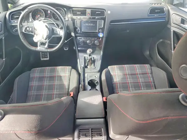 3VW5T7AU8HM044910 2017 VOLKSWAGEN GTI - Image 7